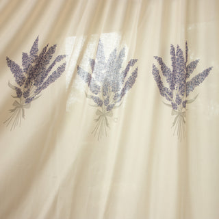 Baumwollvorhang mit Lavendelmuster, 240 x 270 cm.