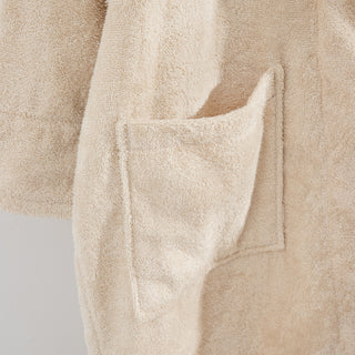 Levantes Kimono-Bademantel mit weißem Kragen