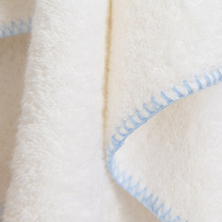 Bebe INITIAL Kappe mit Ciel-Monogramm mit Lavette